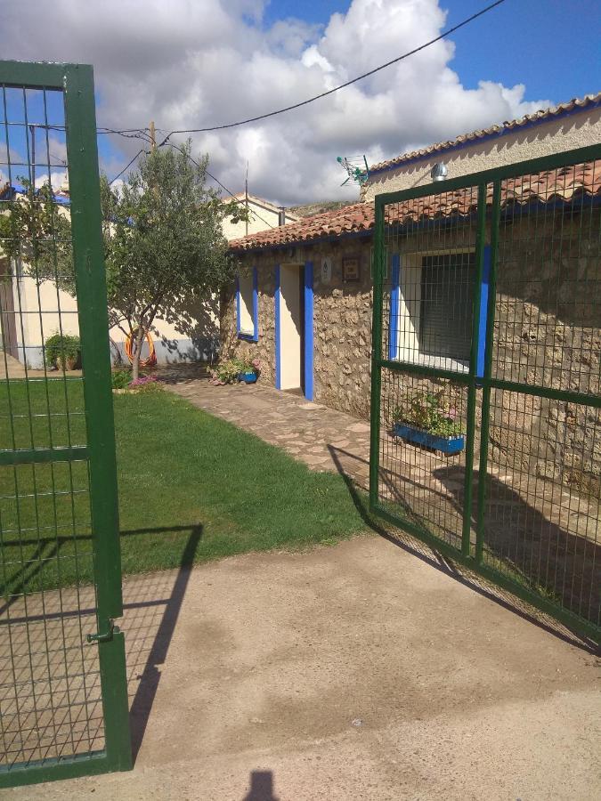 Casa Rural La Era Del Malano Nuevalos Exterior photo
